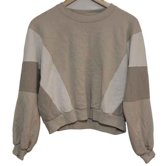 Abercrombie & Fitch Soft AF Gray White Colorblock Cropped Crew Sweatshirt Size S - Picture 1 of 5